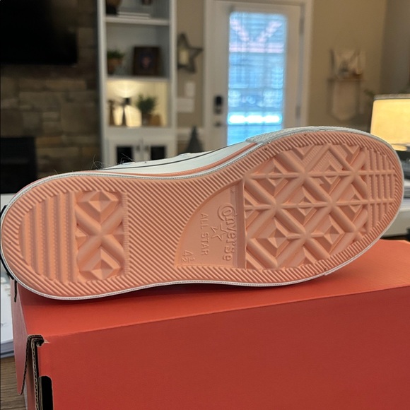 Camp Flog Gnaw High-Top Sneakers - 2025 SVIP - Picture 4 of 5